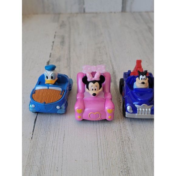 Mattel Disney Pete Donald mini Mickey Mouse Car Town playset - Picture 3 of 7